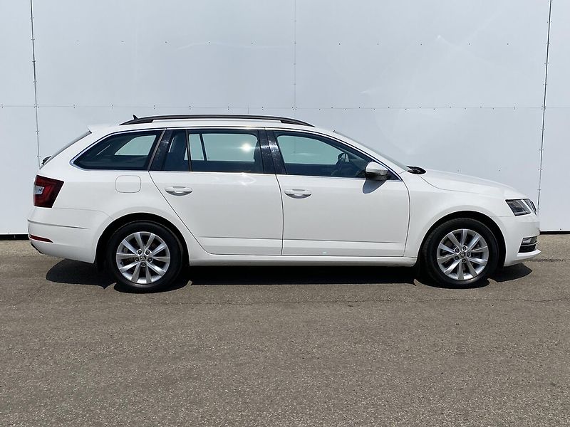 Škoda Octavia Combi 2,0 TDI 135 kW Style DSG - fotka 3 z 25