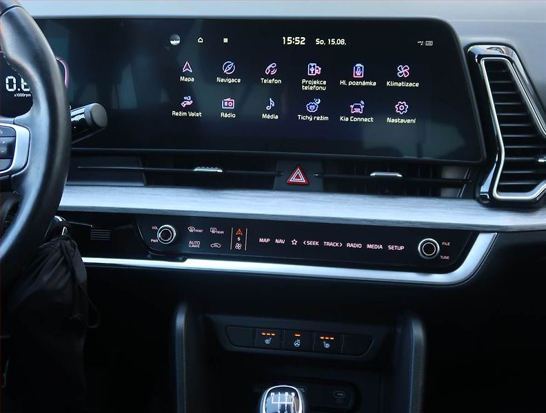Kia Sportage (2022) 1.6 T-GDI - fotka 12 z 19