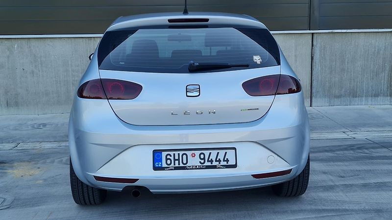 Seat Leon (2011) 1,6TDI 77KW   - fotka 11 z 24