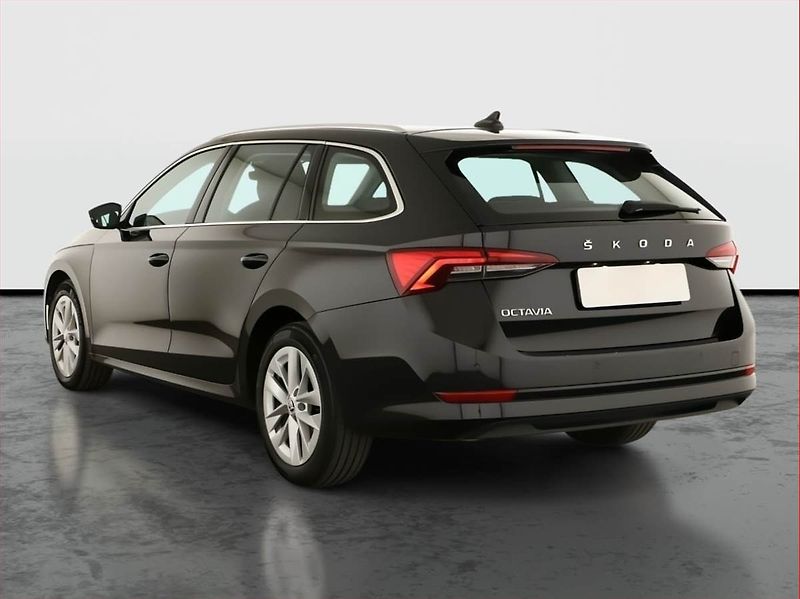 Škoda Octavia (2022) Style 2.0 TDI, Automat, ČR - fotka 4 z 14
