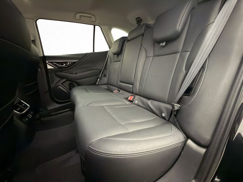 Subaru Outback 2.5i 4WD Touring + tažné - fotka 16 z 32