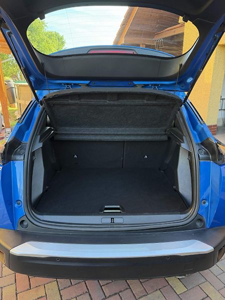 Peugeot 2008 (2022) - fotka 7 z 11