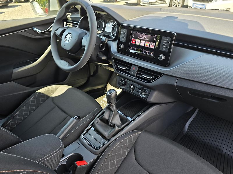 Škoda Scala 1.0TSI AMBITION NEHAVAR TOP ČR - fotka 23 z 36