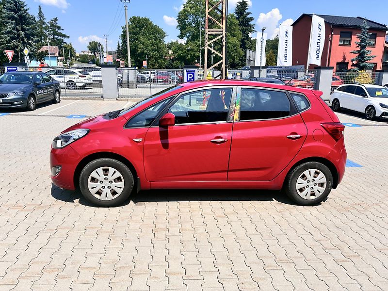 Hyundai ix20 1.6i 92kW KLIMA ČR 1MAJ - fotka 4 z 15