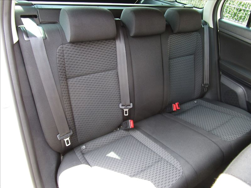 Škoda Fabia Combi 1.2i 12V Ambiente, Klima - fotka 24 z 41