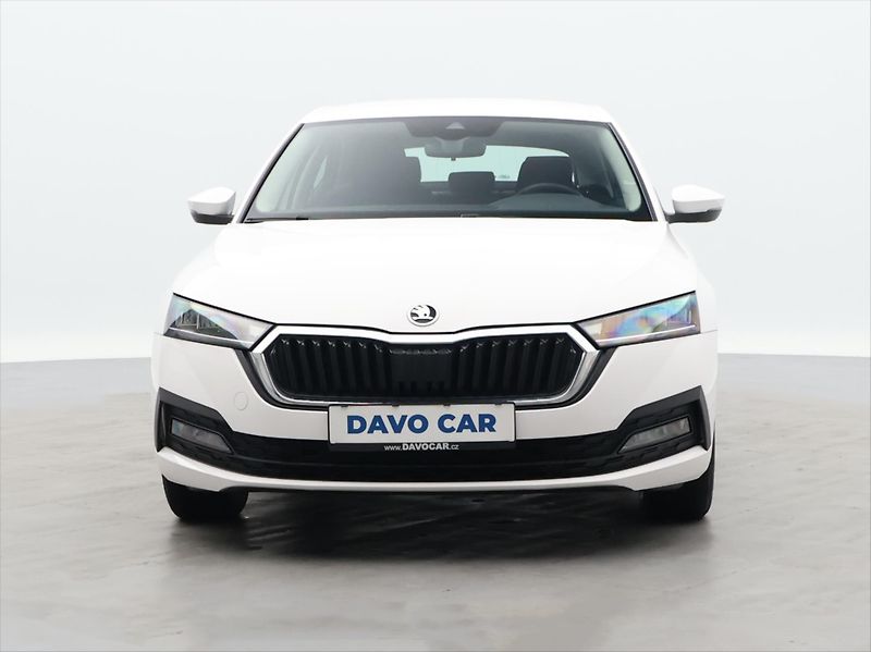 Škoda Octavia 2,0 TDI 110kW CZ 1.Maj DPH LED - fotka 2 z 27