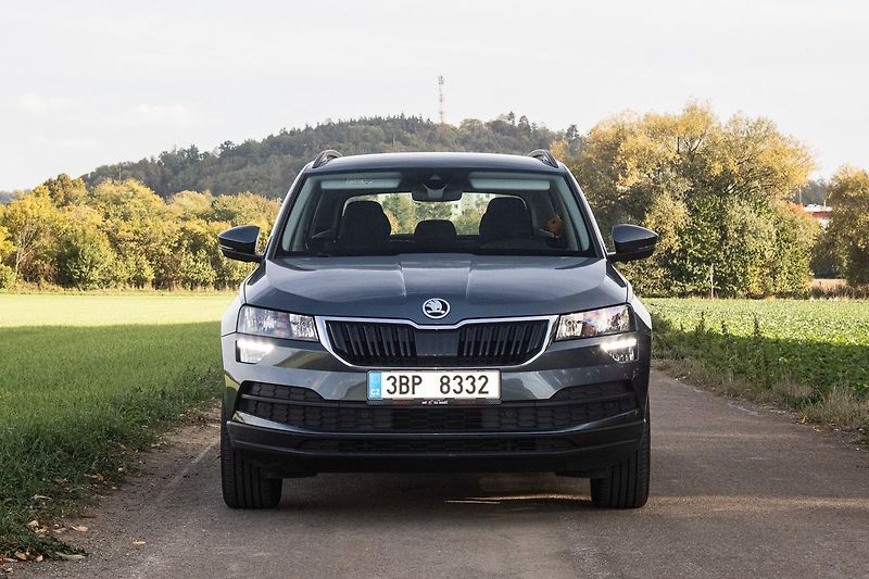 Škoda Karoq 1.0 TSI DSG, tažné - fotka 2 z 38