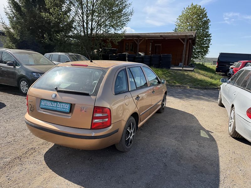 Škoda Fabia 1.4 MPI - fotka 6 z 19