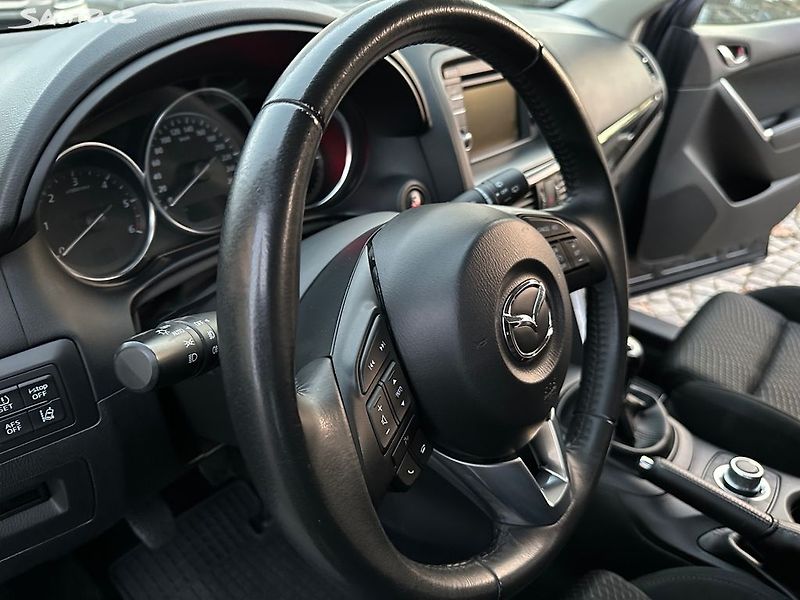 Mazda CX-5 Skyactiv AWD - fotka 19 z 32