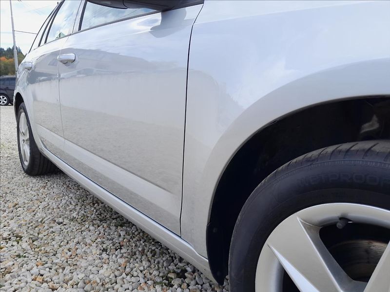Škoda Octavia III FC 2,0 TDI 110kW - fotka 10 z 53