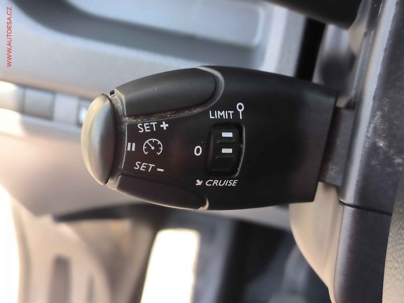 Citroën Jumpy (2021) 2.0HDi L2 6míst, 1.maj,ČR - fotka 14 z 18