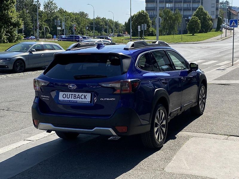 Subaru Outback (2025) 2.5i Touring MR25 černá Nappa  - fotka 4 z 18