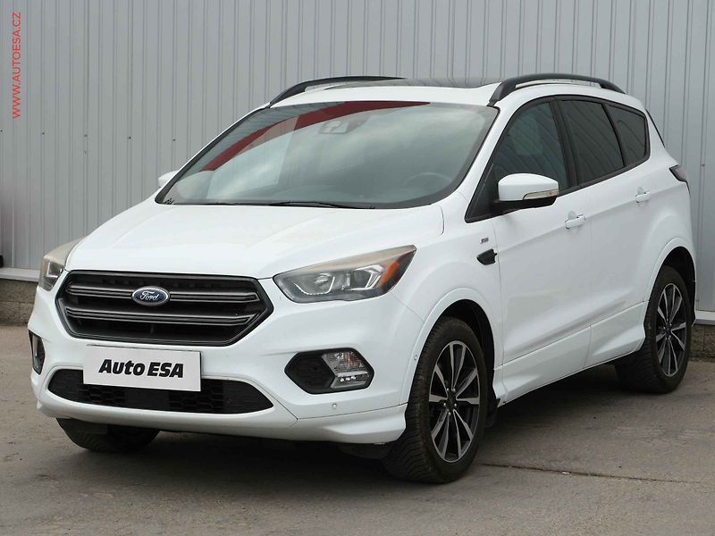 Ford Kuga (2017) 1.5 TDCi, ST-Line - fotka 3 z 20