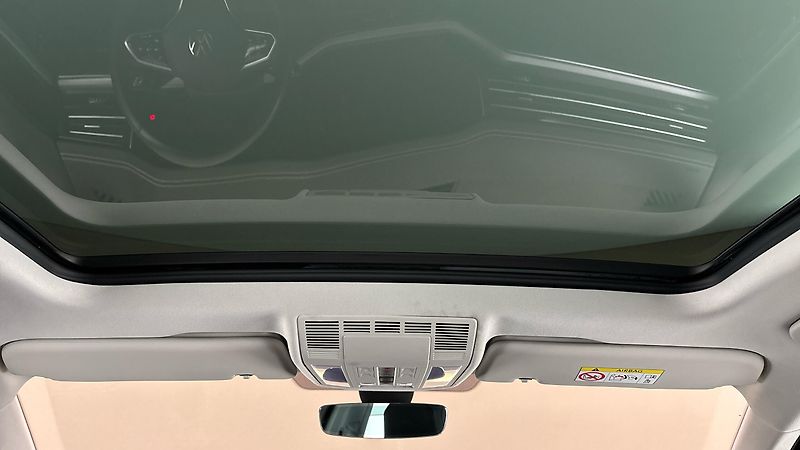 Volkswagen Touareg 3.0 TSI PHEV Tiptronic Eleganc - fotka 29 z 33