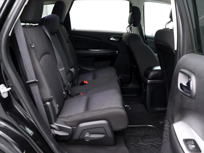 Fiat Freemont 2,0 Multijet 125kW Urban Aut - fotka 13 z 33