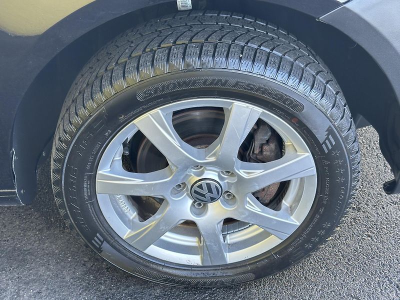 Volkswagen Caddy (2014) 2.0TDI/81kW *4x4* Xenon * TZ - fotka 34 z 36