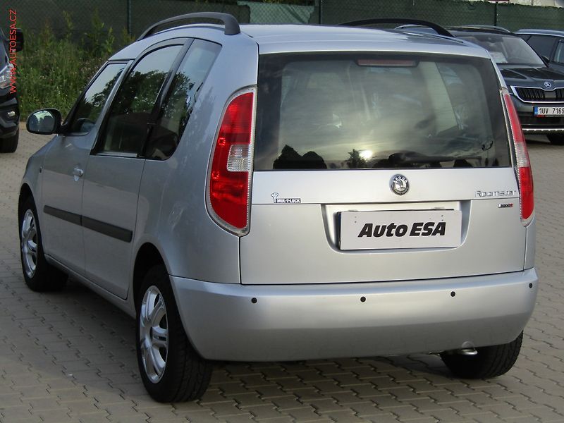 Škoda Roomster (2008) 1.2 HTP, ČR, AC, STK4/28 - fotka 4 z 14