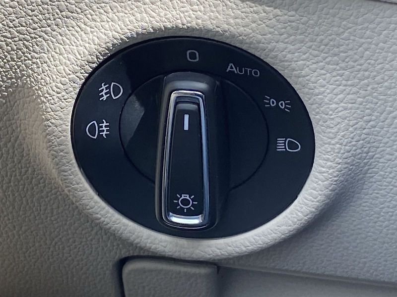 Škoda Superb (2020) 2.0 TSI DSG L&K - fotka 27 z 38