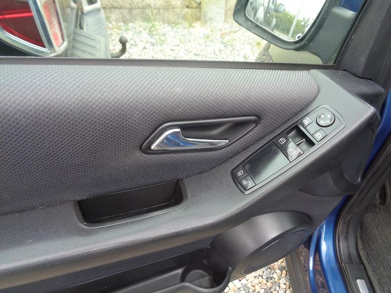 Mercedes-Benz Třídy A 2,0 CDI - fotka 12 z 13