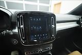Volvo XC40 2,0 D4 AWD NAVI KAMERA TAŽNÉ - náhled 38