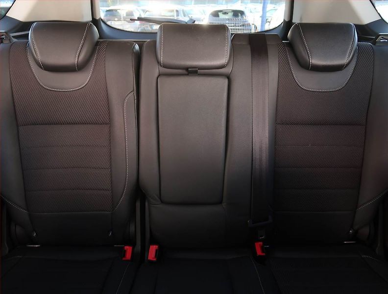 Ford Kuga (2013) Titanium 2.0 TDCi, 4X4 - fotka 10 z 22