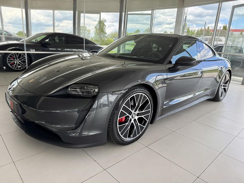 Porsche Taycan 4S Performance*Panorama*DPH - fotka 2 z 41