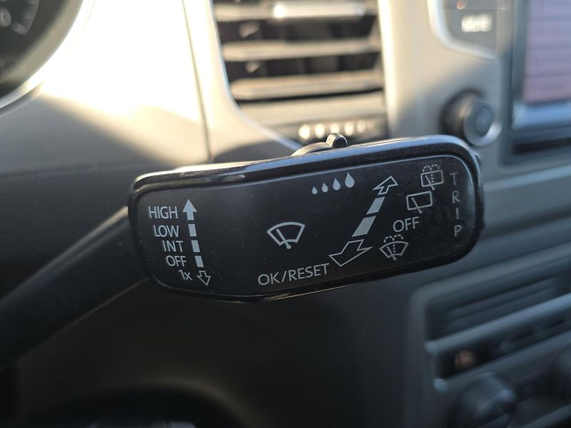 Volkswagen Golf Sportsvan (2014) 1.4 TSi 92kw, Aut. klima, Vyhř - fotka 11 z 23
