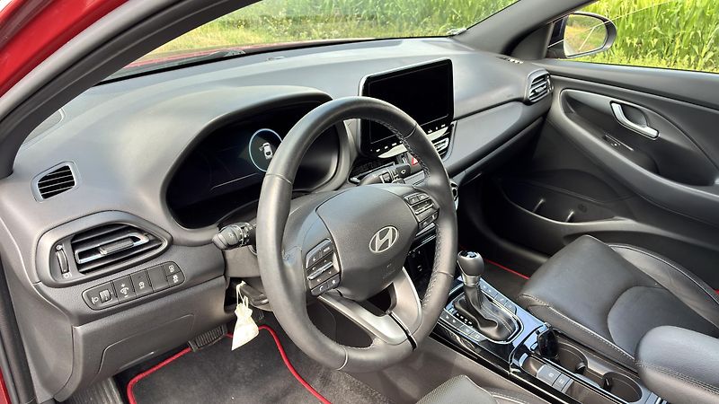 Hyundai i30 (2024) Fastback - fotka 12 z 21