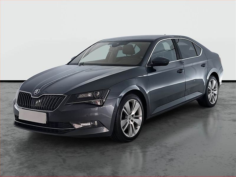 Škoda Superb (2015) Style 2.0 TDI, Automat - fotka 2 z 20