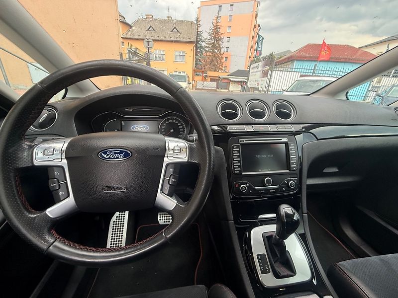 Ford S-MAX (2011) 2.2 TDCi Titanium - Automat ! - fotka 13 z 23