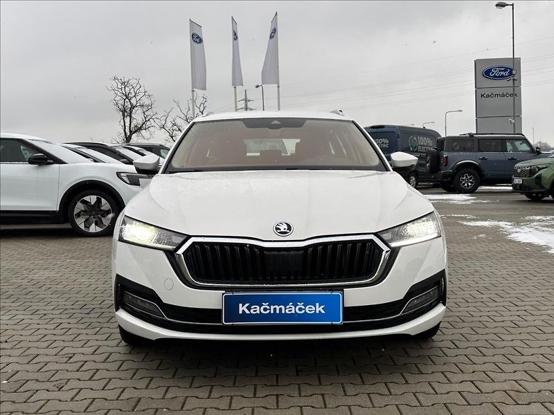 Škoda Octavia 2,0 TDI 110kW Style DSG - fotka 8 z 38