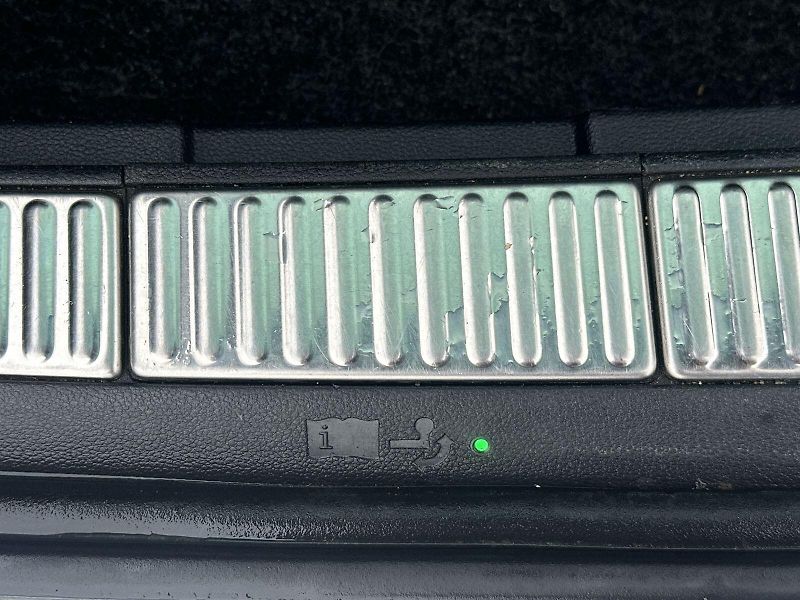 Škoda Superb (2023) Combi 2.0 TDI 4x4 DSG L&K - fotka 29 z 36