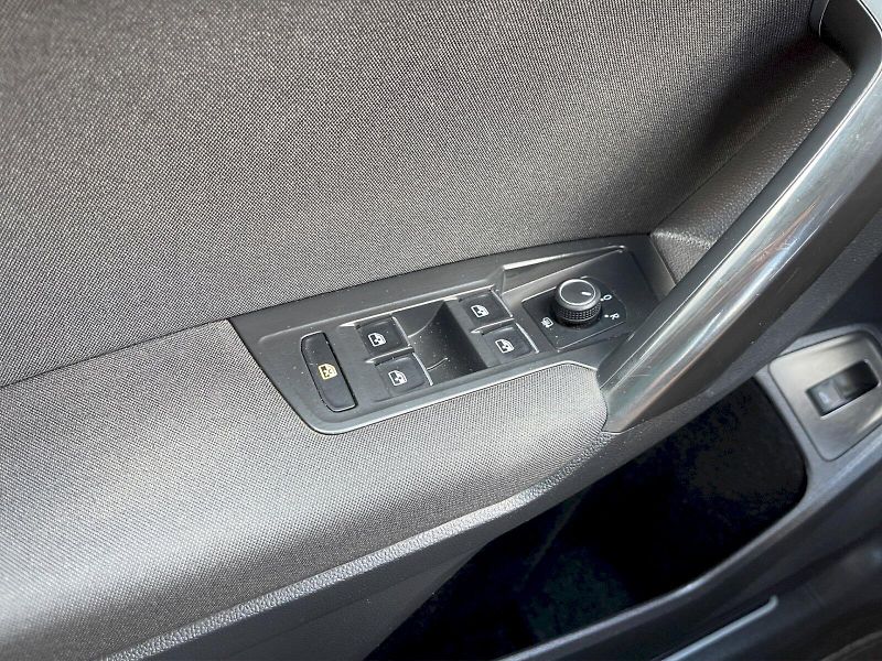 Volkswagen Tiguan Allspace (2022) 2.0 TDI 110kW 4MOTION DSG Life - fotka 21 z 33