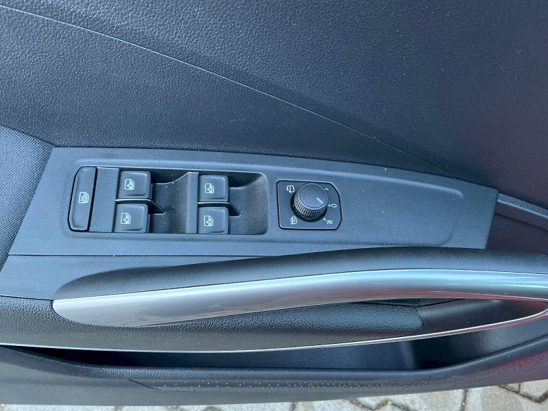 Škoda Fabia (2024) 1.0 TSI Top Selection - fotka 31 z 33