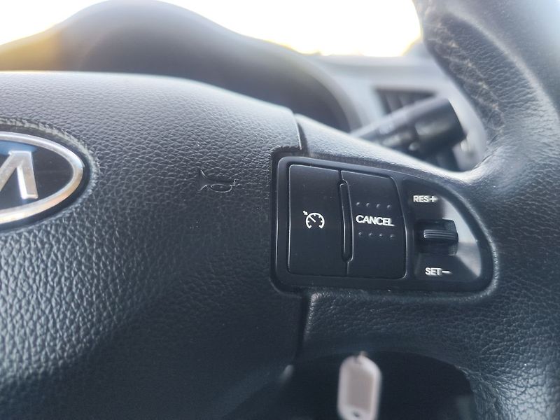 Kia Sportage 2.0 CRDi/100kW 4x4 ČR - fotka 21 z 28