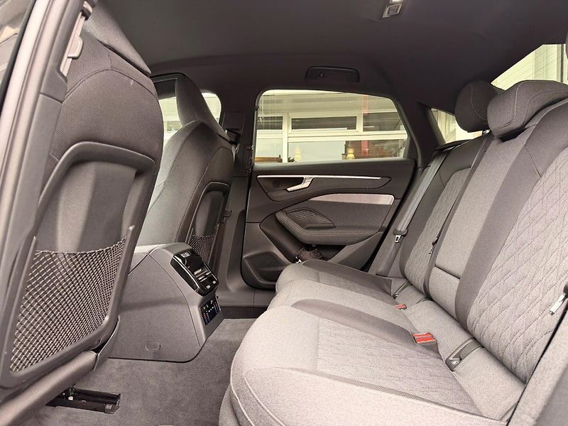Audi A6 TDI S-Line Tech+ 360 Matrix - fotka 12 z 18