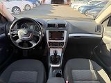 Škoda Octavia (2012) 1.6 TDi, AC, výhřev sed - náhled 8