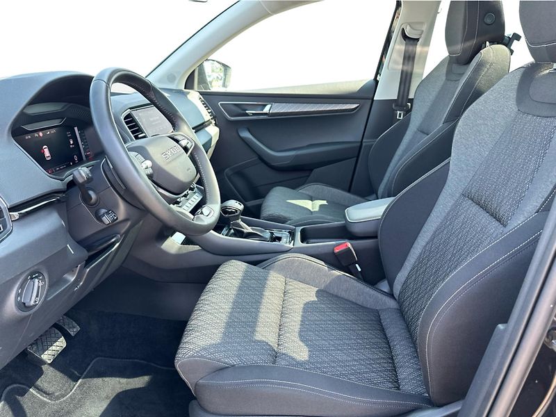 Škoda Karoq 1,5 TSI / 110 kW Top Selection - fotka 11 z 24