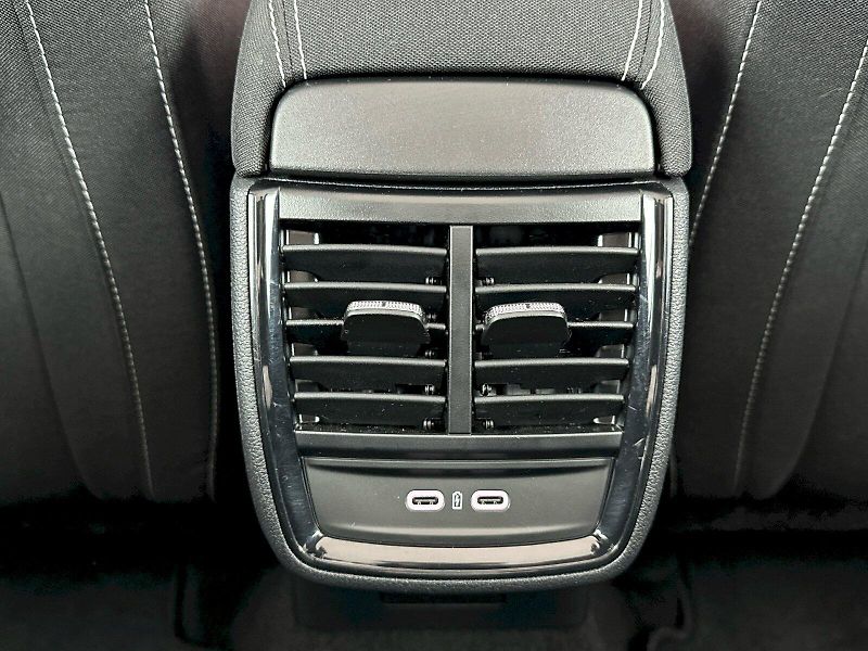 Škoda Kamiq (2025) 1.5TSI 110kW Monte Carlo - fotka 28 z 34