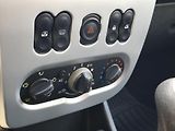 Dacia Sandero 2009 1.4 MPI 55kW - náhled 11