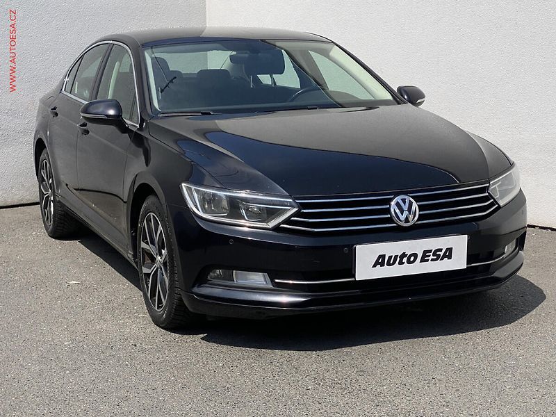 Volkswagen Passat (2015) 2.0TDi, ČR, AC, kamera - fotografie inzerátu