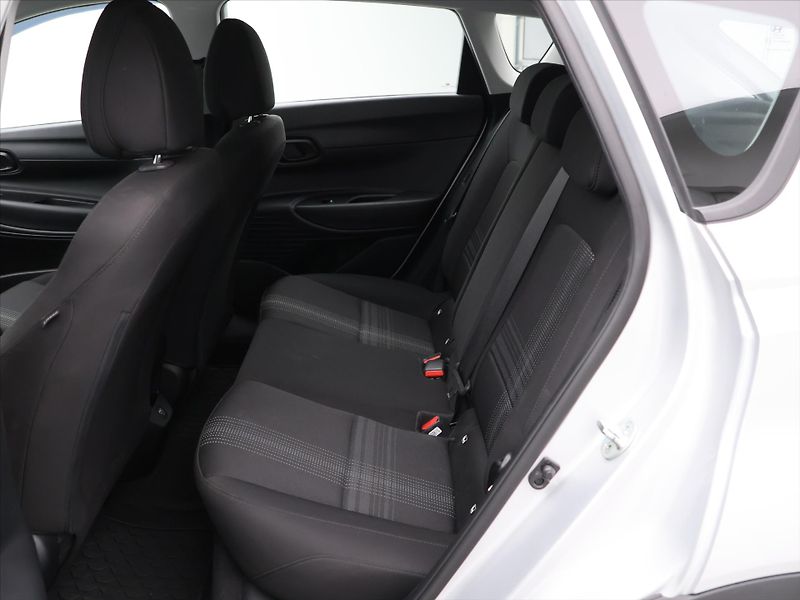 Hyundai Bayon 1,2 i 62kW Comfort CZ - fotka 14 z 32