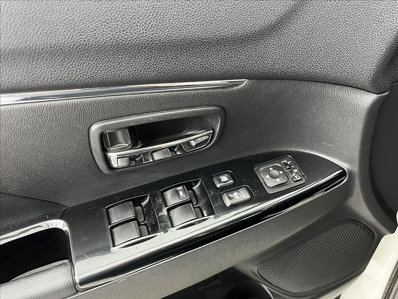 Citroën C4 Aircross 1,8   1.8 HDI 4x4 - fotka 17 z 21
