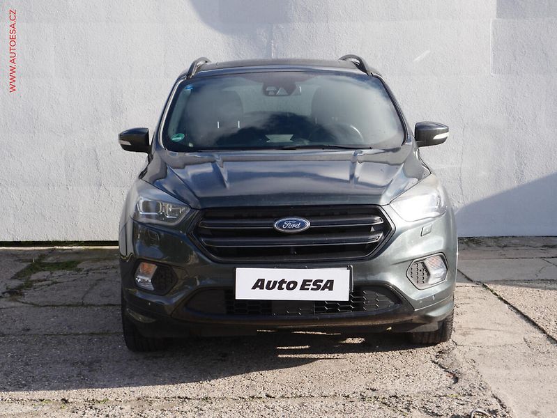 Ford Kuga (2018) 1.5 EB 4x4, AT, navi, bixen - fotka 2 z 21