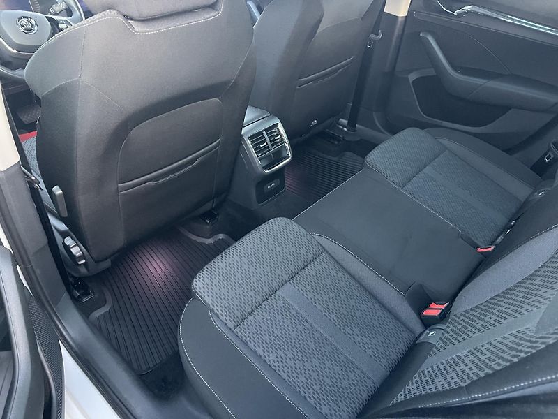 Škoda Octavia 2.0TDi Dsg STYLE 4x4 NEHAV-ČR! - fotka 24 z 46