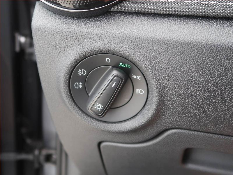 Škoda Fabia (2022) Style 1.0 TSI, Serv.kniha - fotka 17 z 18