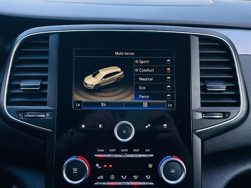 Renault Talisman 1.6dCI MANUÁL VÝHŘEV TAŽNÉ - fotka 32 z 44