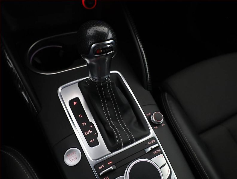 Audi A3 (2015) S-Line 2.0 TDI, Automat - fotka 12 z 19