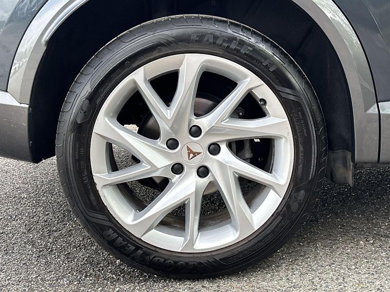 Cupra Formentor (2023) 1.5 TSI DSG - fotka 24 z 27