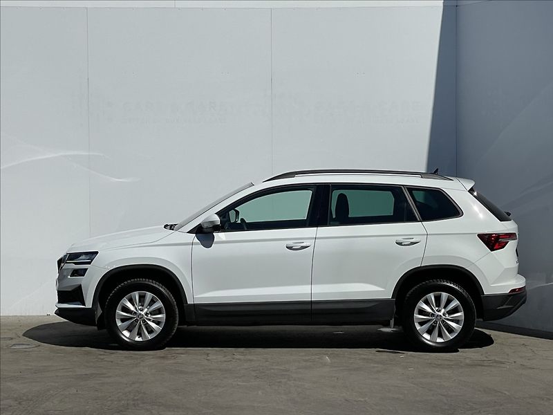 Škoda Karoq 1,5 TSI Ambition LED+PDC TAŽNÉ - fotka 2 z 24